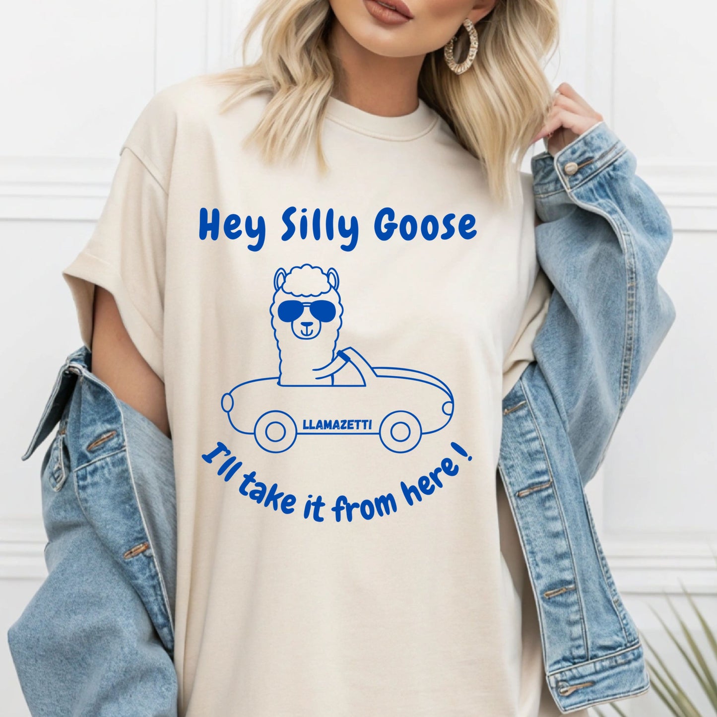 Funny Animal Graphic Tee Quirky Llama play on Silly Goose Tee Gift for Animal Lovers Humorous T-shirt Gift for Her Gift for Him Joke Tee