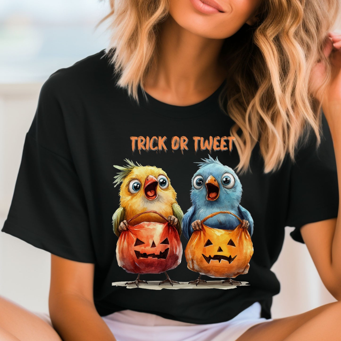Halloween Trick or Tweet Bird Tee Halloween Bird T-Shirt Cute Chickens with Pumpkin Buckets Funny Animal Shirt Kid-Friendly Spooky Gift Tee