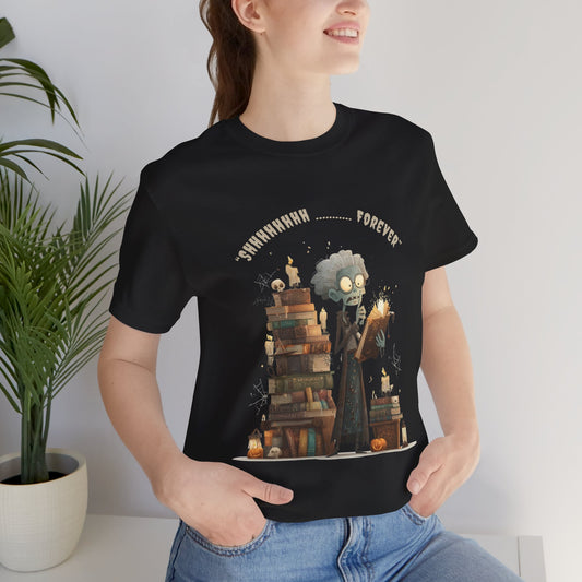 Funny Halloween Librarian T-Shirt Spooky Book Lover Costume Ghost Reading Shirt for Teachers Bookworms and Library Staff Halloween outfit